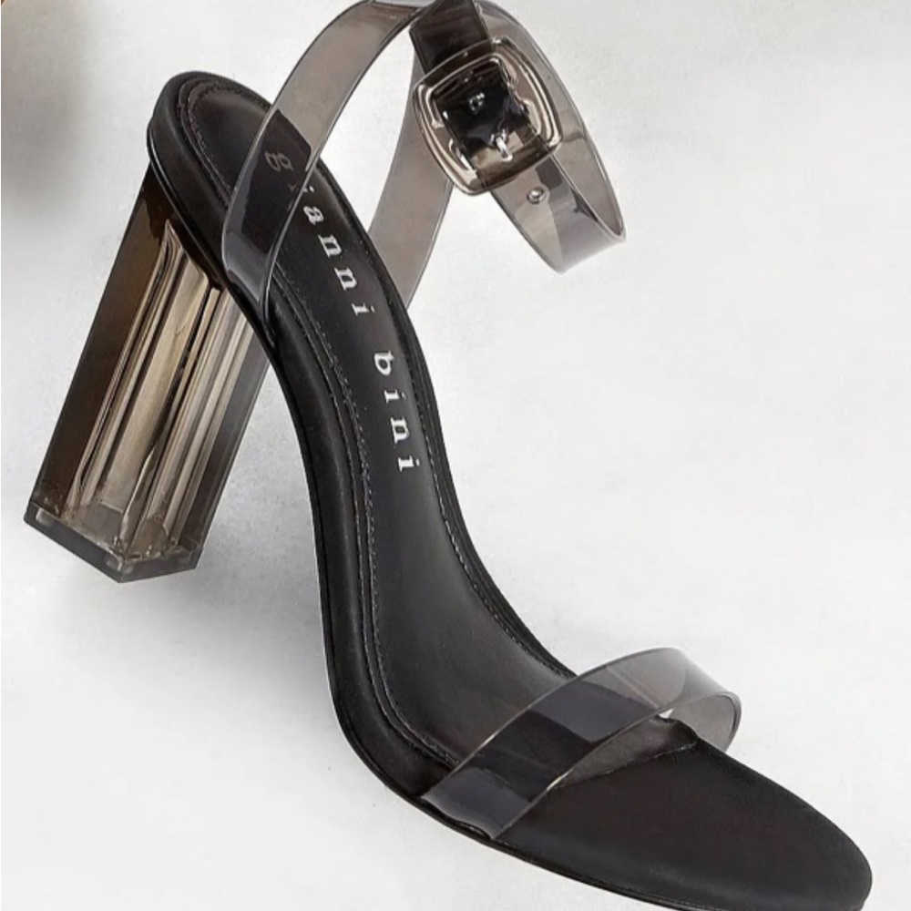 NWT Gianni Bini Ahrley Clear Vinyl Ankle Strap Strappy Sandals